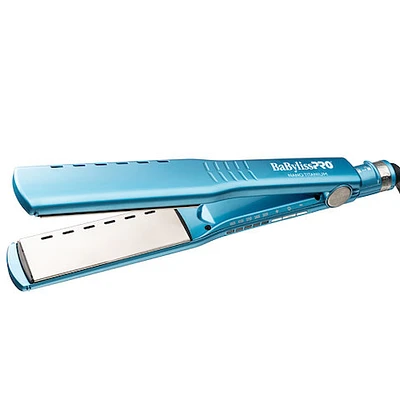 Wet To Dry Ionic Flat Iron 1-1/2'' - BNT4093TUC