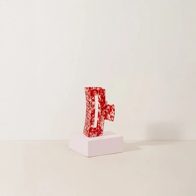 Pinces Larges – disponibles en Noir, Paris, Mykonos et Londres