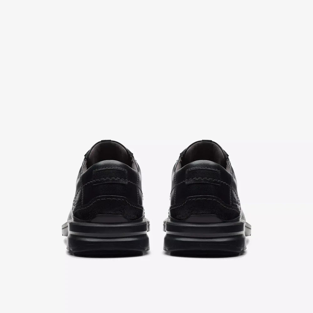 CLARKS Gessler Lace 26171539 BLACK