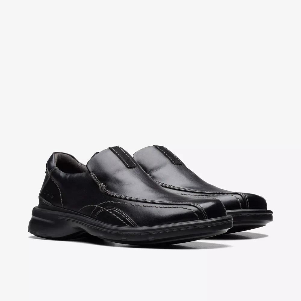 CLARKS Gessler Step Slip-On 26171774 BLACK