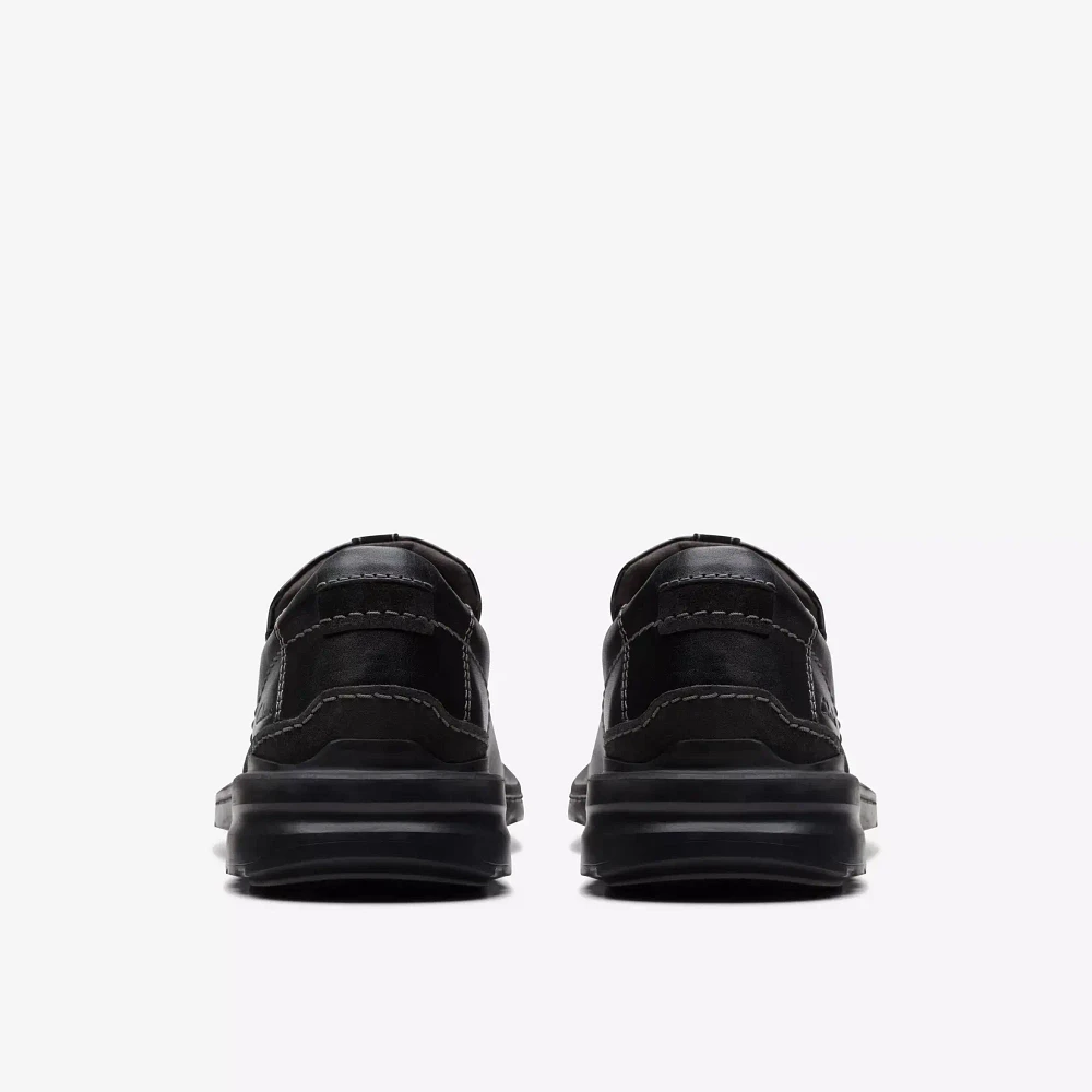 CLARKS Gessler Step Slip-On 26171774 BLACK