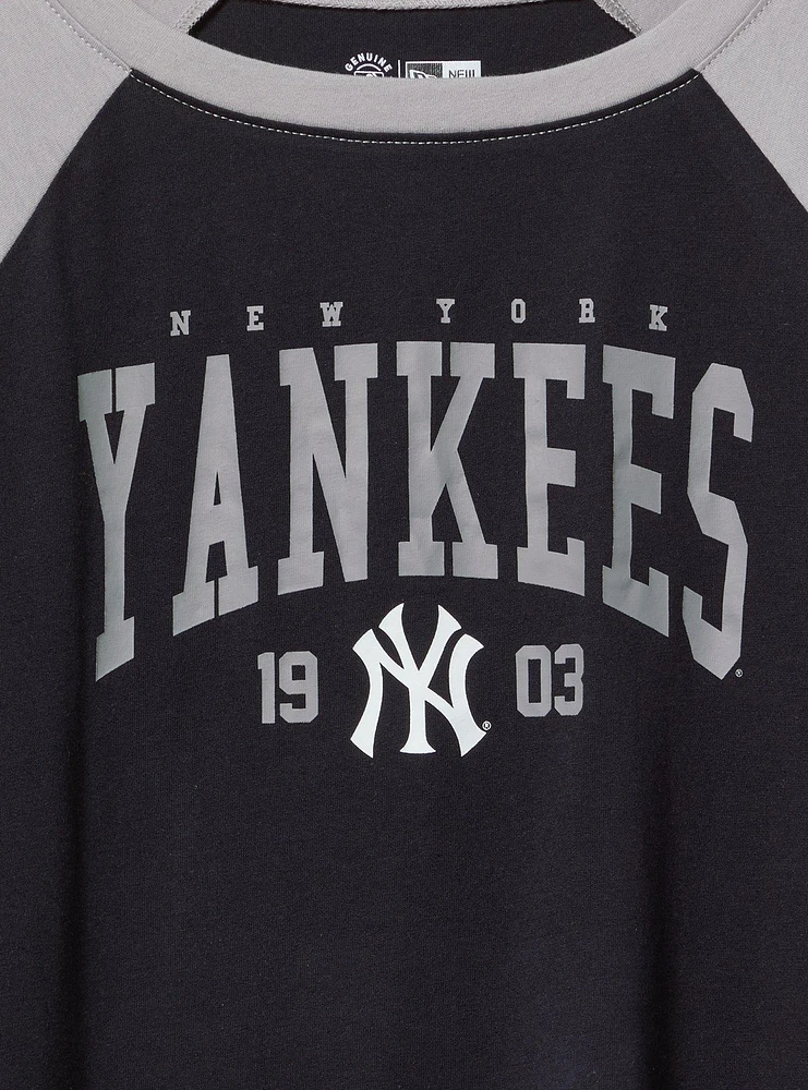 MLB New York Yankees Cotton Varsity Ringer Tee