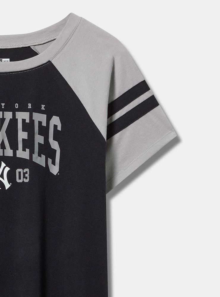 MLB New York Yankees Cotton Varsity Ringer Tee