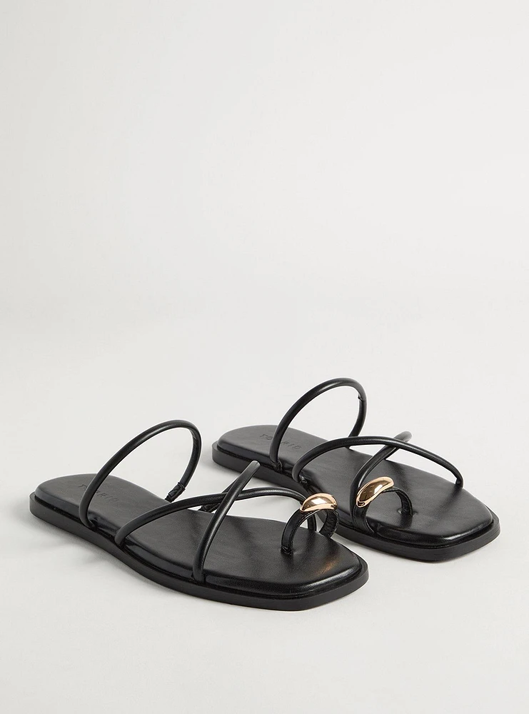 Toe Loop Sandal (WW)