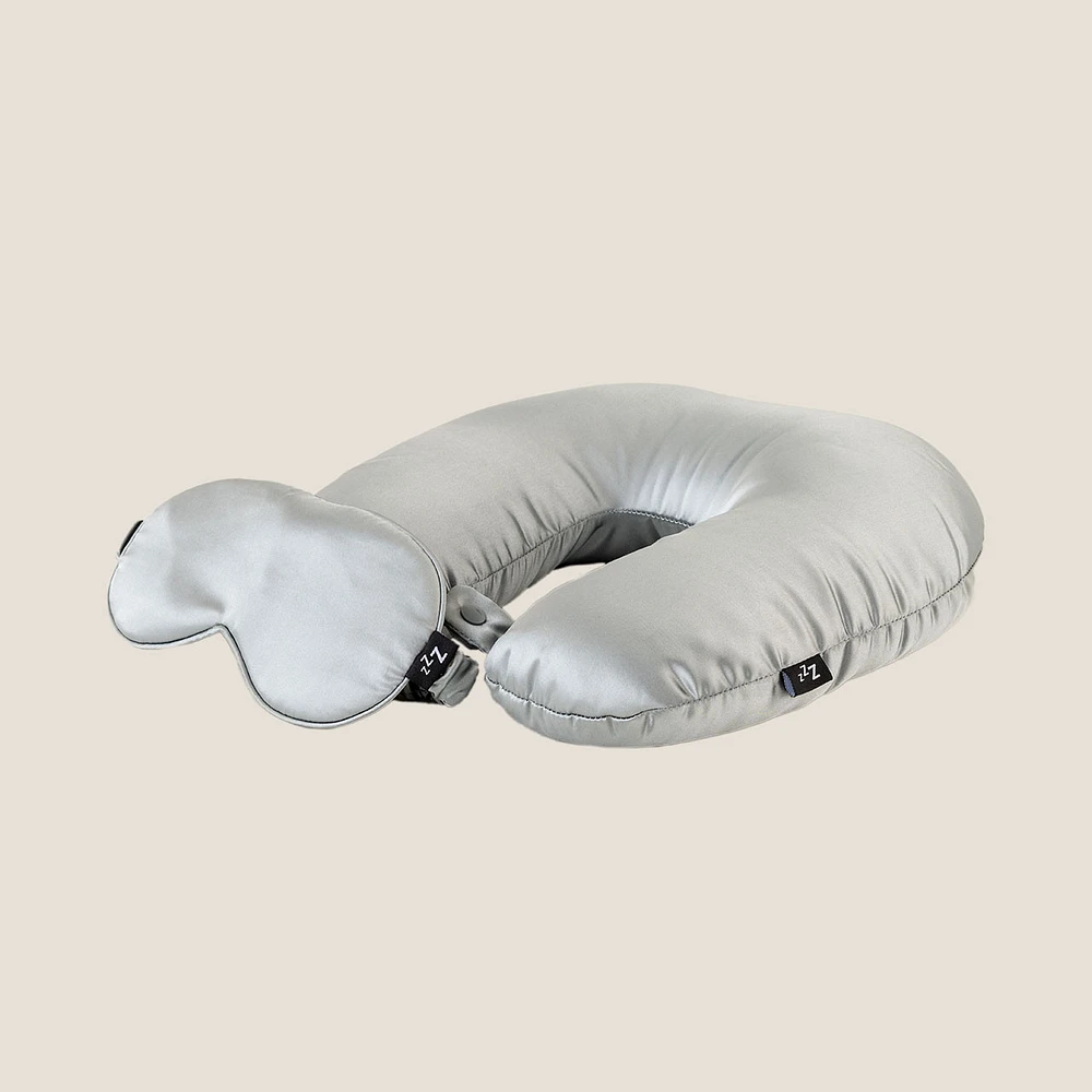 Ensemble de voyage pour le sommeil en satin