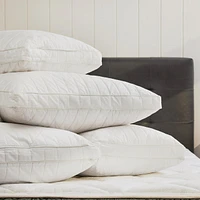 Wool Surround Pillow