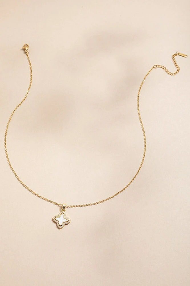 Amelia Crystal Mop Clover Pendant Necklace