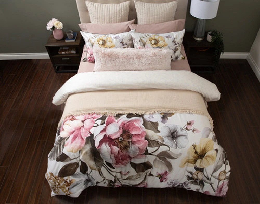 Braganza Duvet Cover, TENCEL Lyocell, Floral, White, Queen