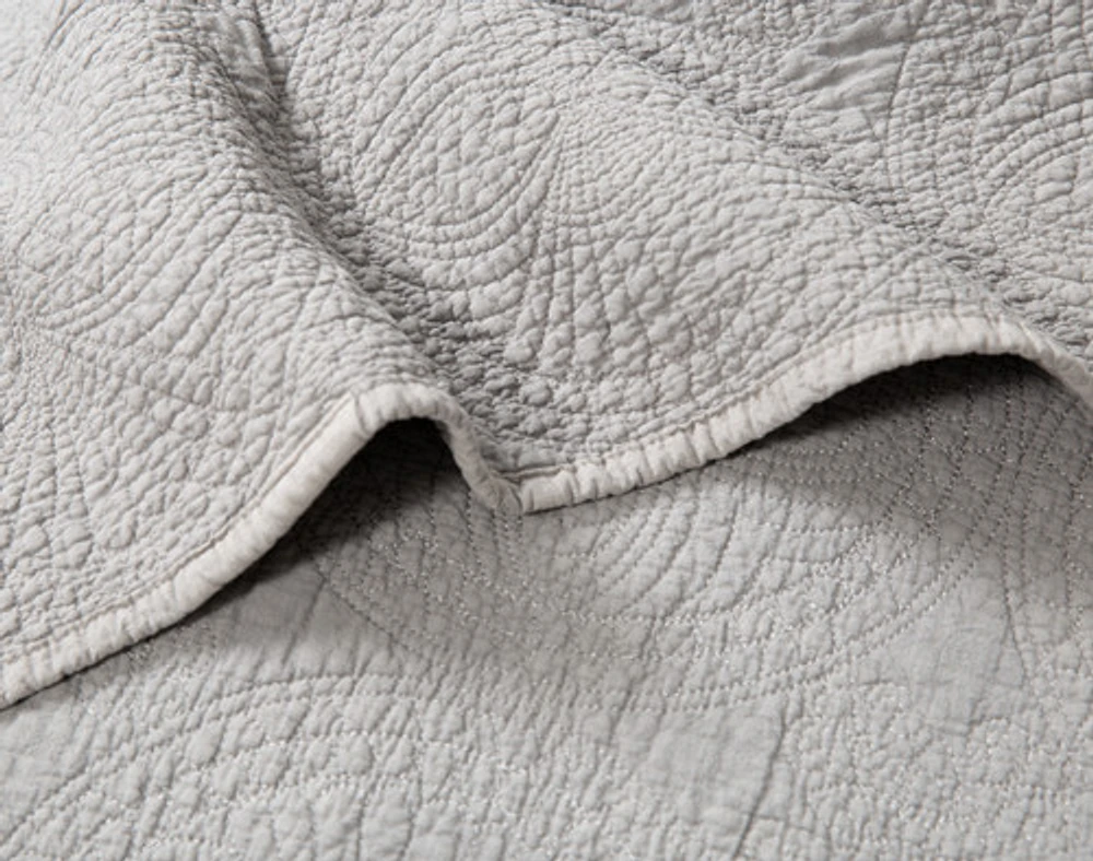 Elden Cotton Quilt Set