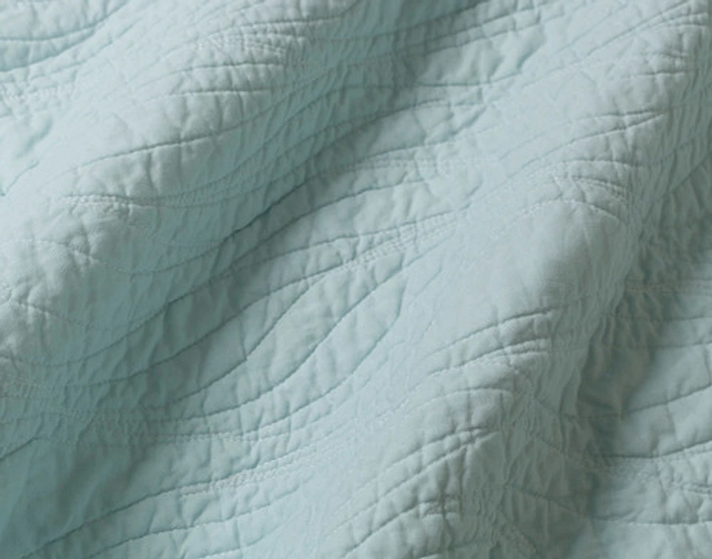 Ocean Waves Cotton Quilt Set, Scenic, Green, Queen