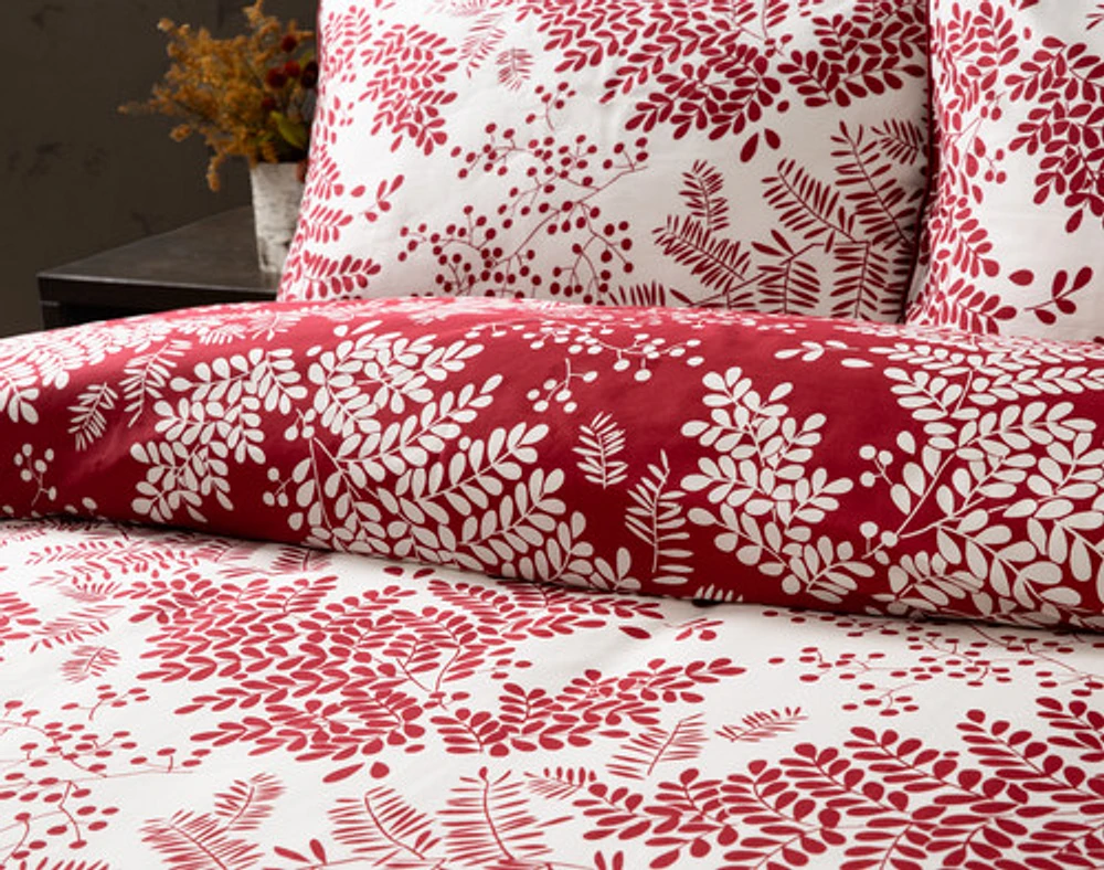 Hayberry Duvet Cover, Cotton, Botanical, Red, Twin
