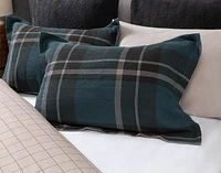 Marlon Plaid Pillow Sham, Geometric, Green,