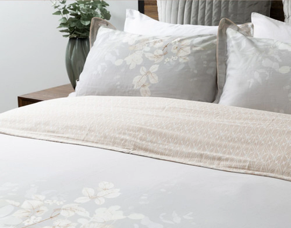 Greensleeves Pillow Sham, Floral, Queen