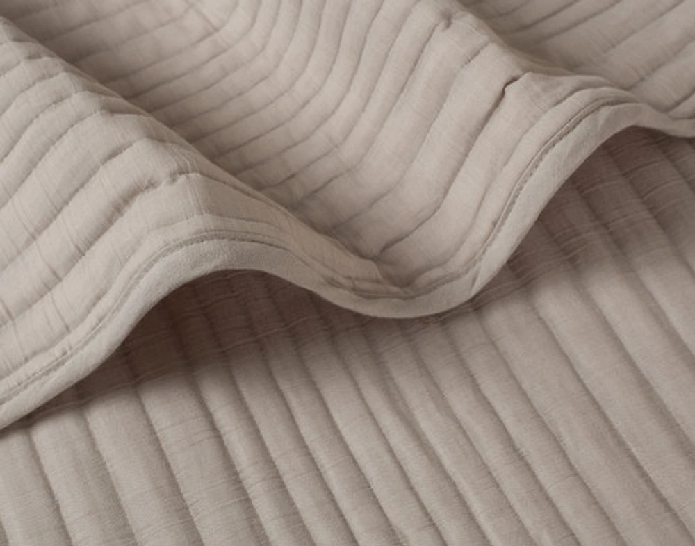 Mica Quilt Set, Geometric, Beige, Queen