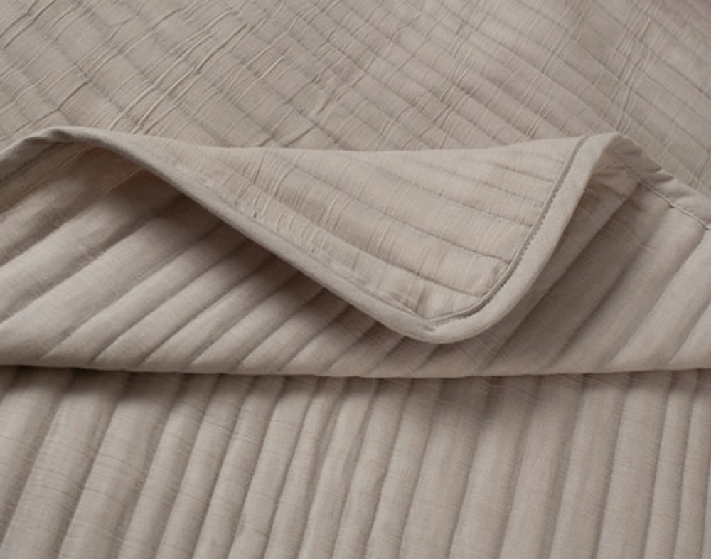 Mica Quilt Set, Geometric, Beige, Queen