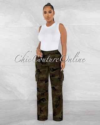 *Marinda Camo Cargo Wide Pants
