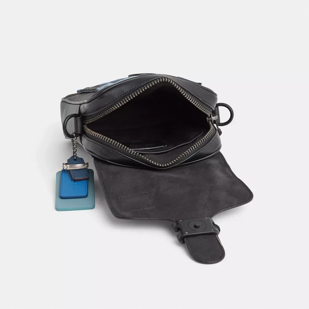 Upcrafted Tabby Crossbody