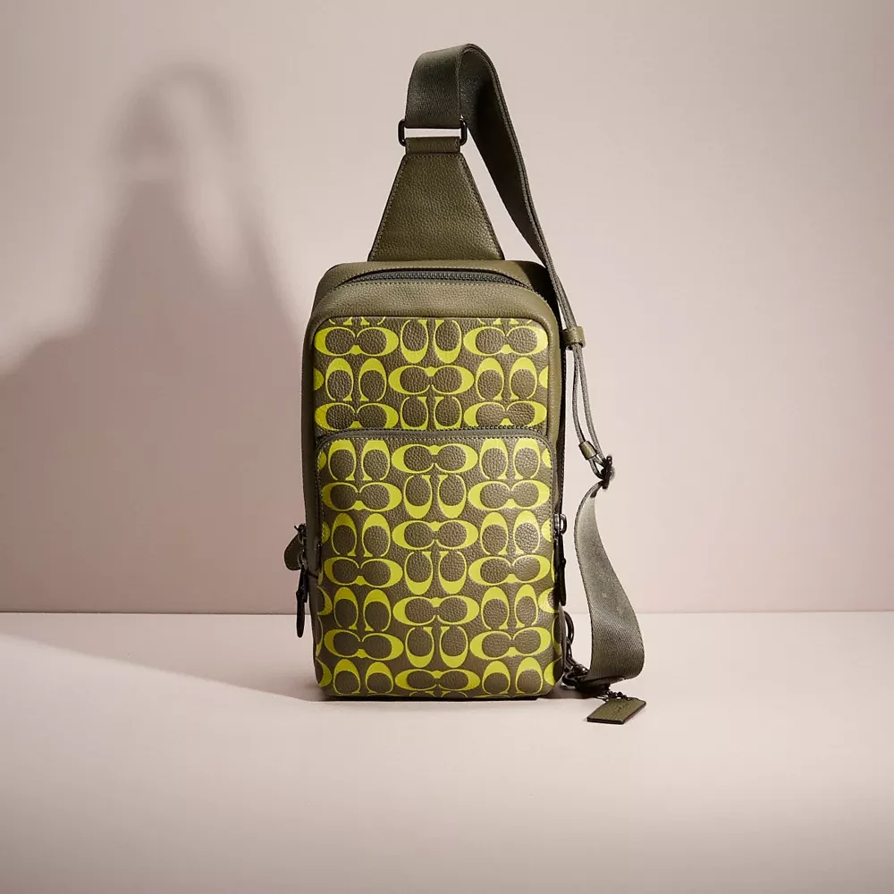Restored Gotham Pack In Signature Leather