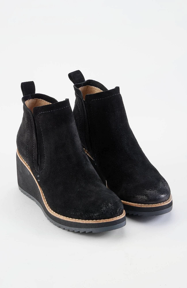 sofft® emeree booties
