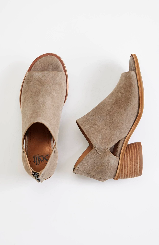 sofft® carleigh peep-toe booties