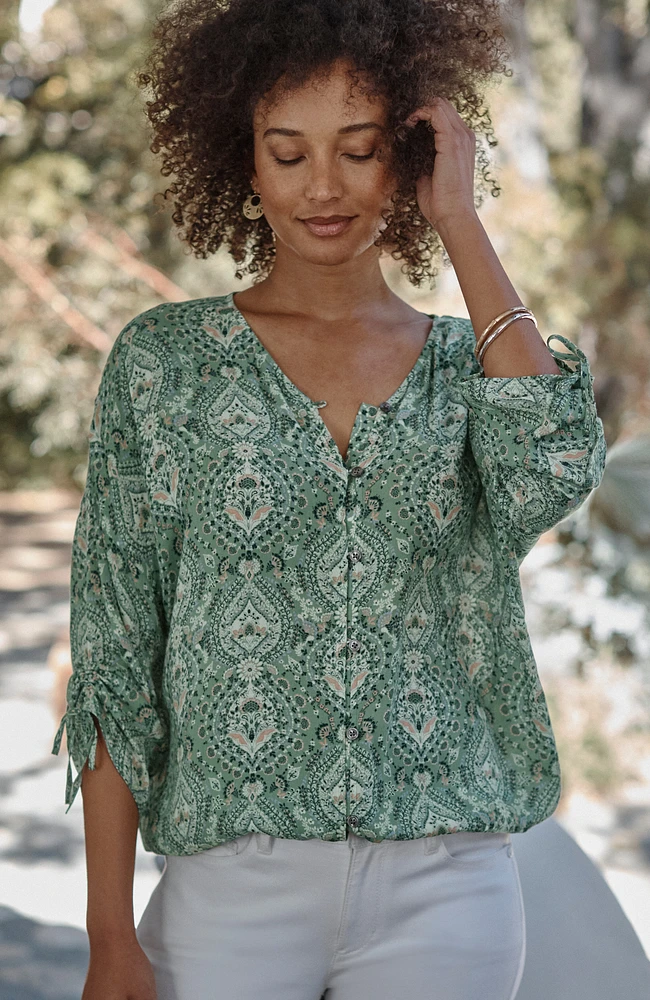 printed crinkle-textured top