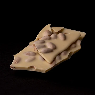 Écorces aux amandes et chocolat blanc