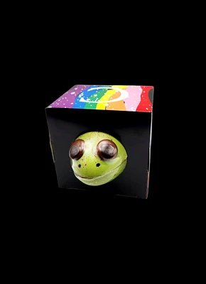 A-1x Medium milk chocolate frog filled with 2 milk chocolate pistachio, delivery time 2-3 weeks