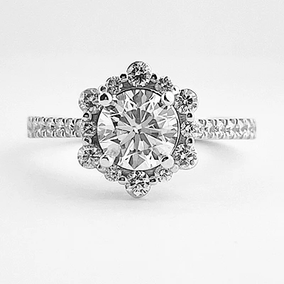 Round Cut Engagement Ring With Halo