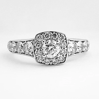 Round Cut Engagement Ring With Halo