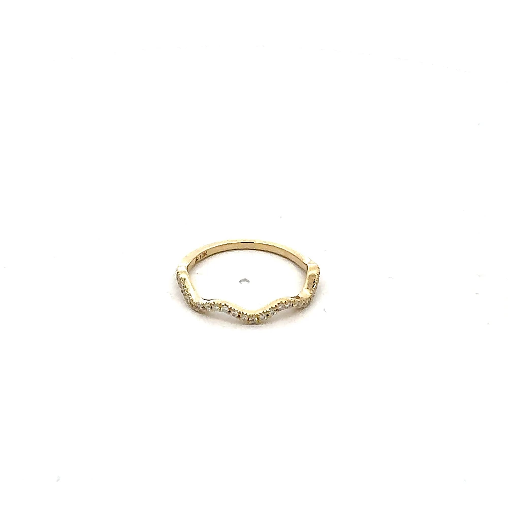 10K Yellow Gold 0.15cttw Diamond Ring - /