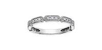 10K White Gold 0.15 cttw Diamond Ring