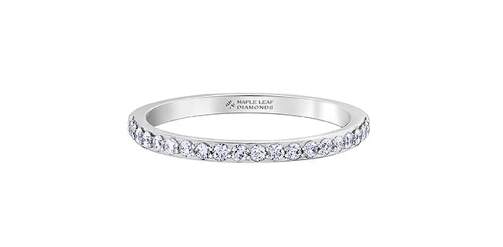 18K White Gold 0.88cttw Canadian Diamond Band - size 6.5