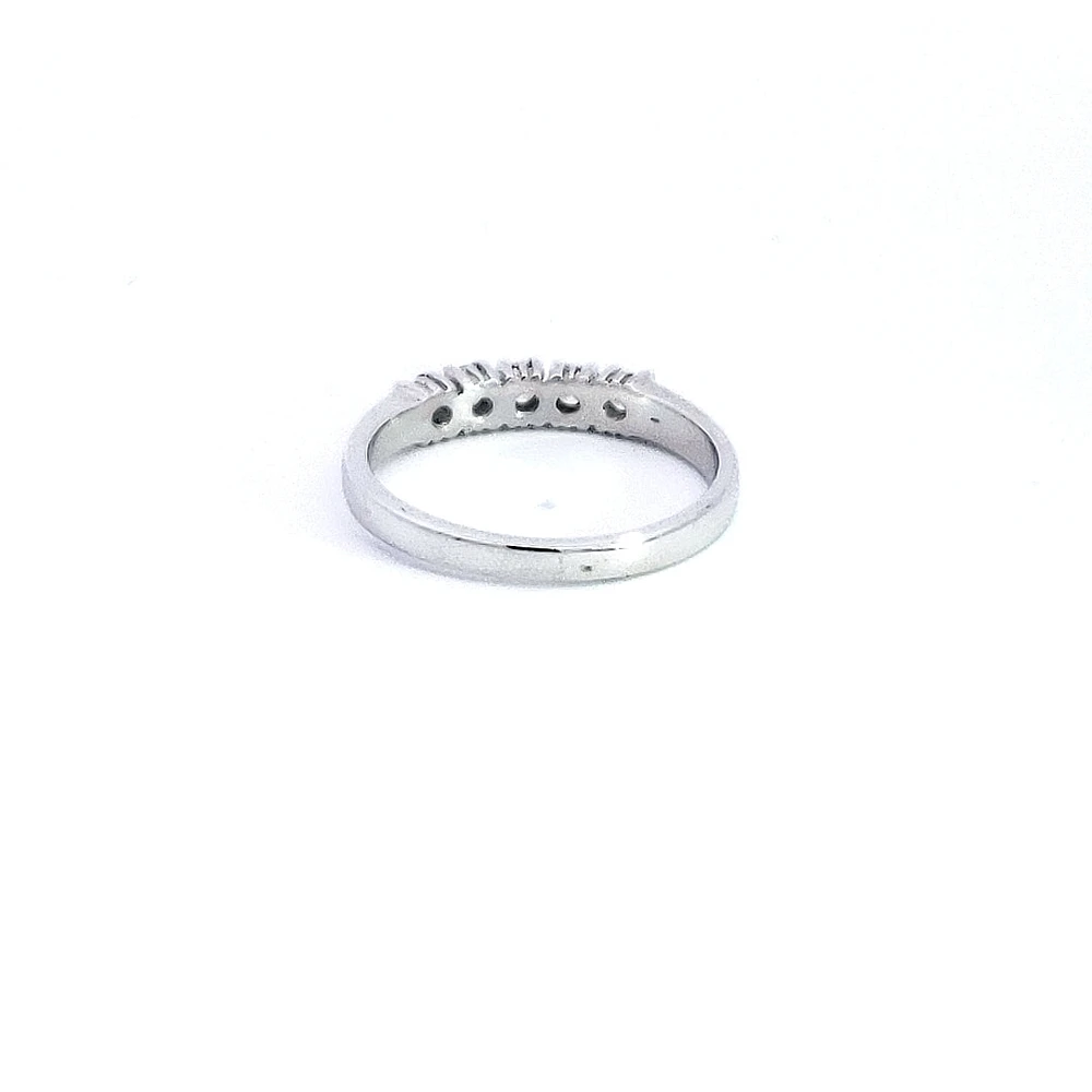 14K White Gold 0.33cttw Diamond Ring, size 6.5