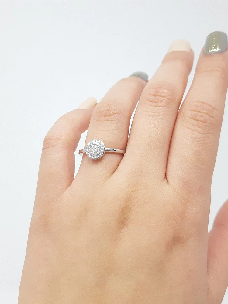 Round Pave Diamond Ring