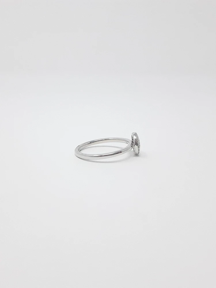 Round Pave Diamond Ring