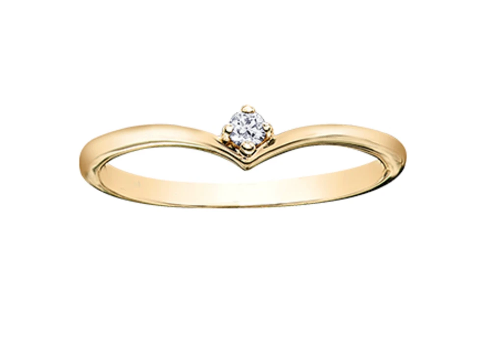 14K Yellow Gold 0.04cttw Canadian Diamond Ring, 6.5
