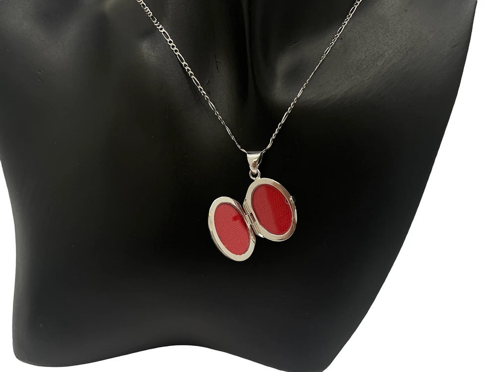 10K White Gold Locket, 18"