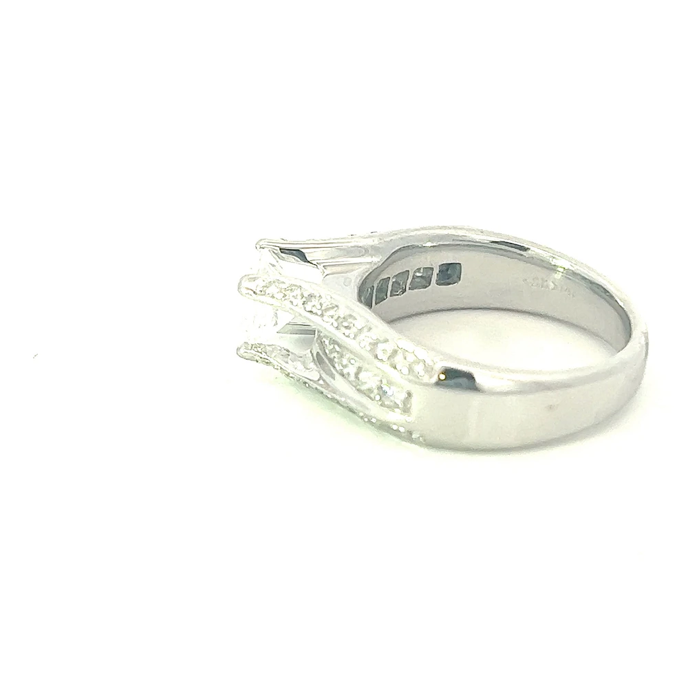 14K Princess Cut and Round Brilliant Diamond Ring - Mount Only (No centre diamond) / Gold