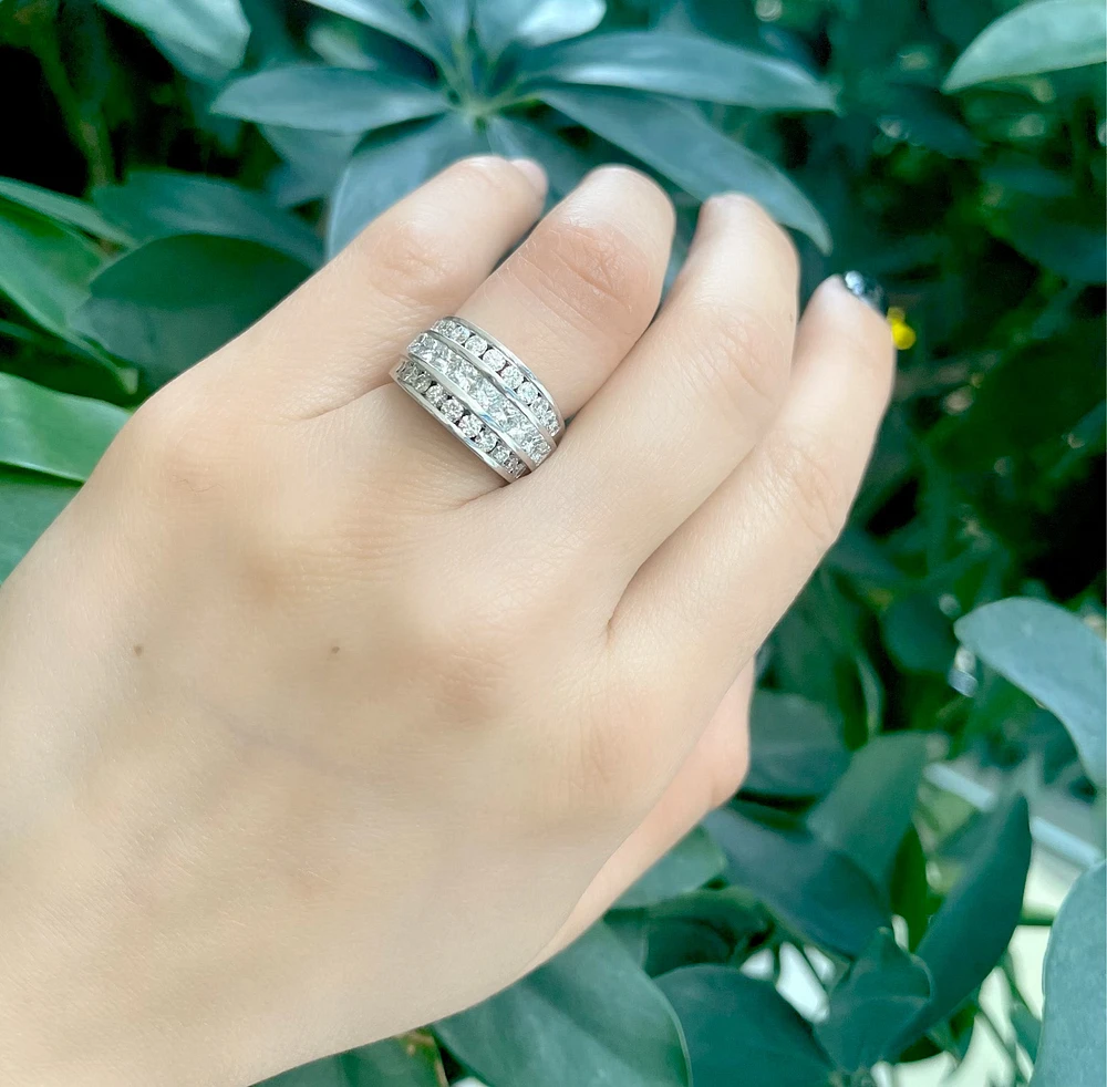 14K White Gold 2.20cttw Diamond Ring - Size 6.5