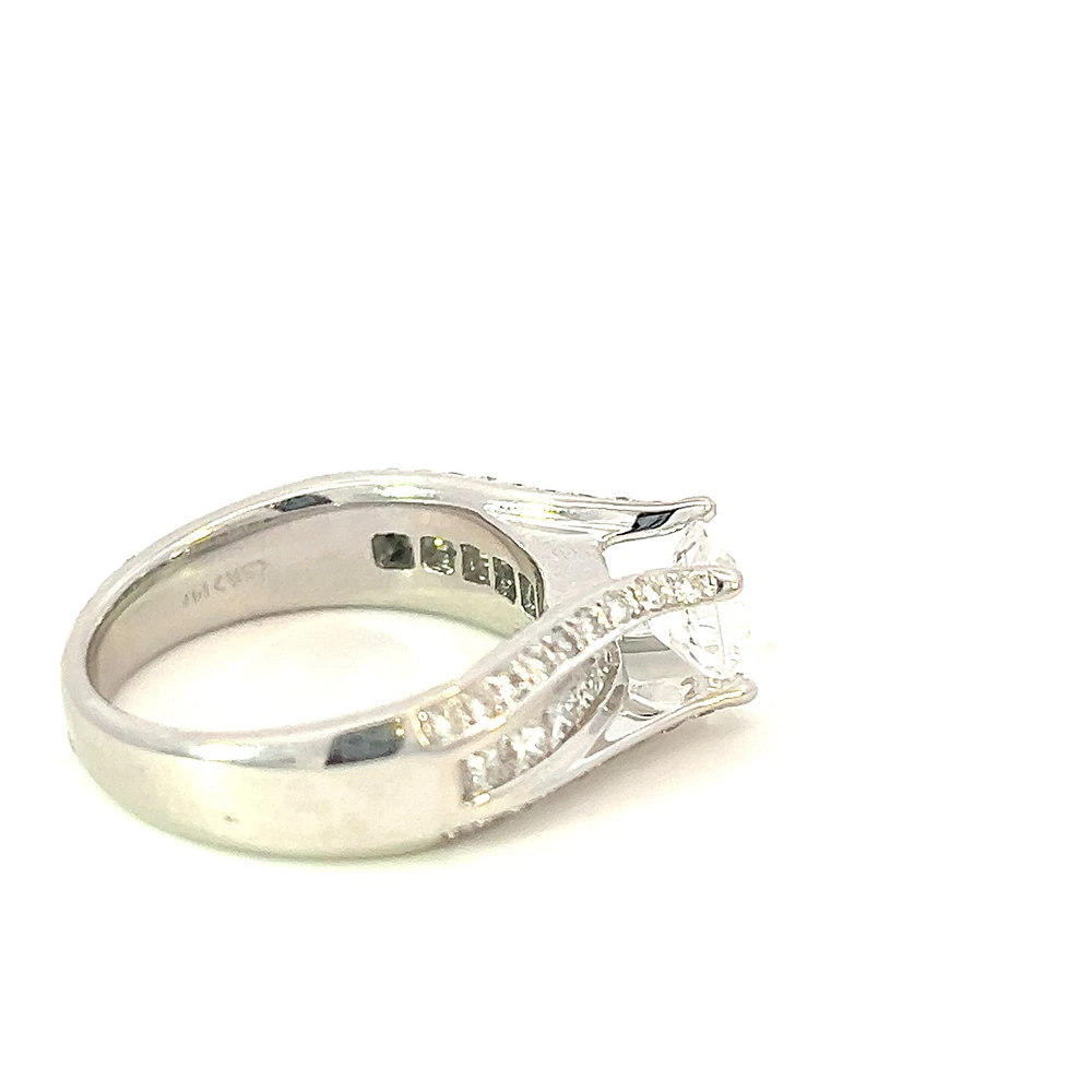 14K Princess Cut and Round Brilliant Diamond Ring - Mount Only (No centre diamond) / Gold