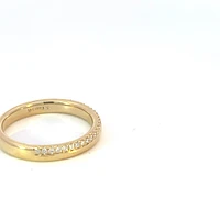 14K Yellow Gold 0.16cttw Diamond Ring - size 6.5