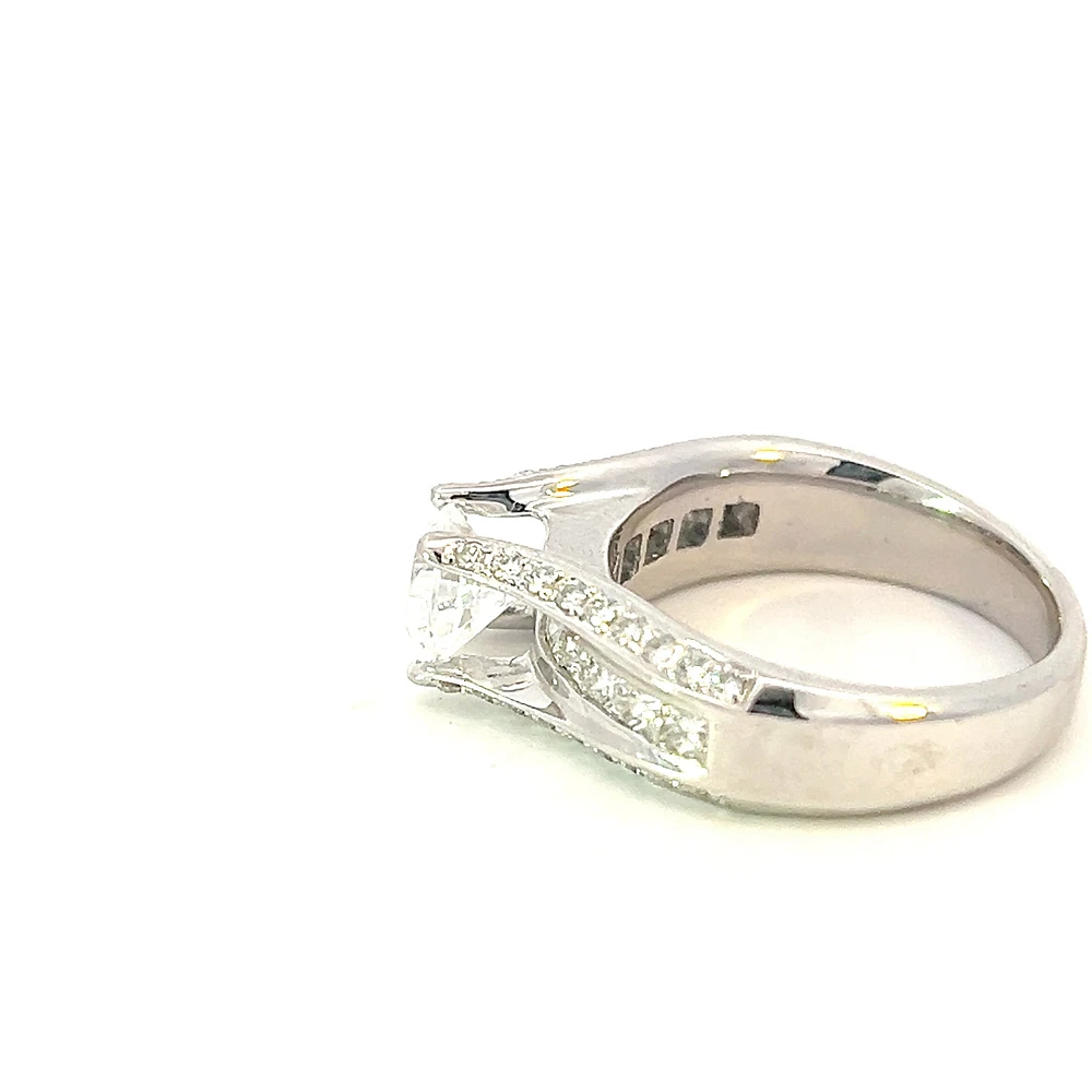 14K Princess Cut and Round Brilliant Diamond Ring - Mount Only (No centre diamond) / Gold