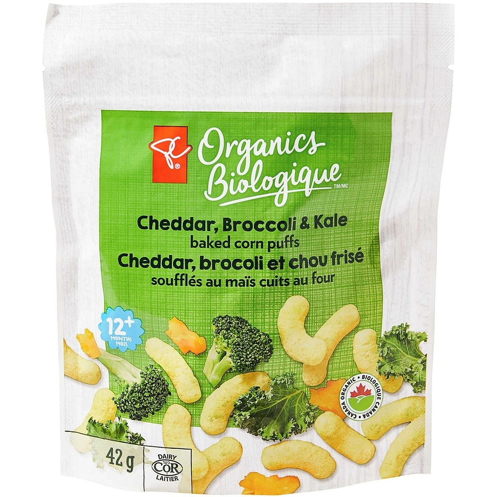 Cheddar, brocoli et chou frisé soufflés au maïs cuits au four