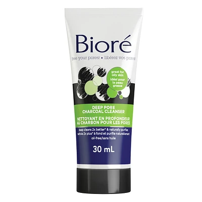 Nettoyant en profondeur au charbon pour les pores