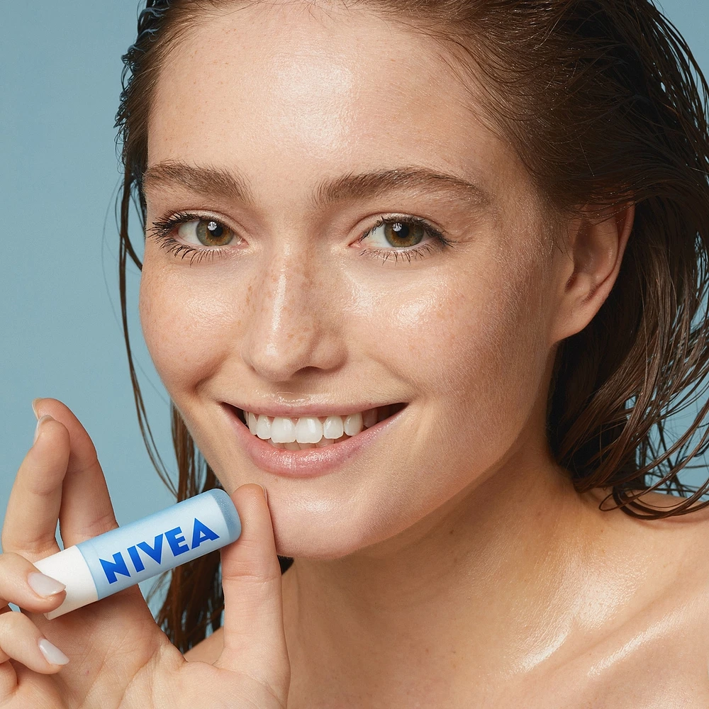 NIVEA Hydro Care Lip Balm (4.8g)