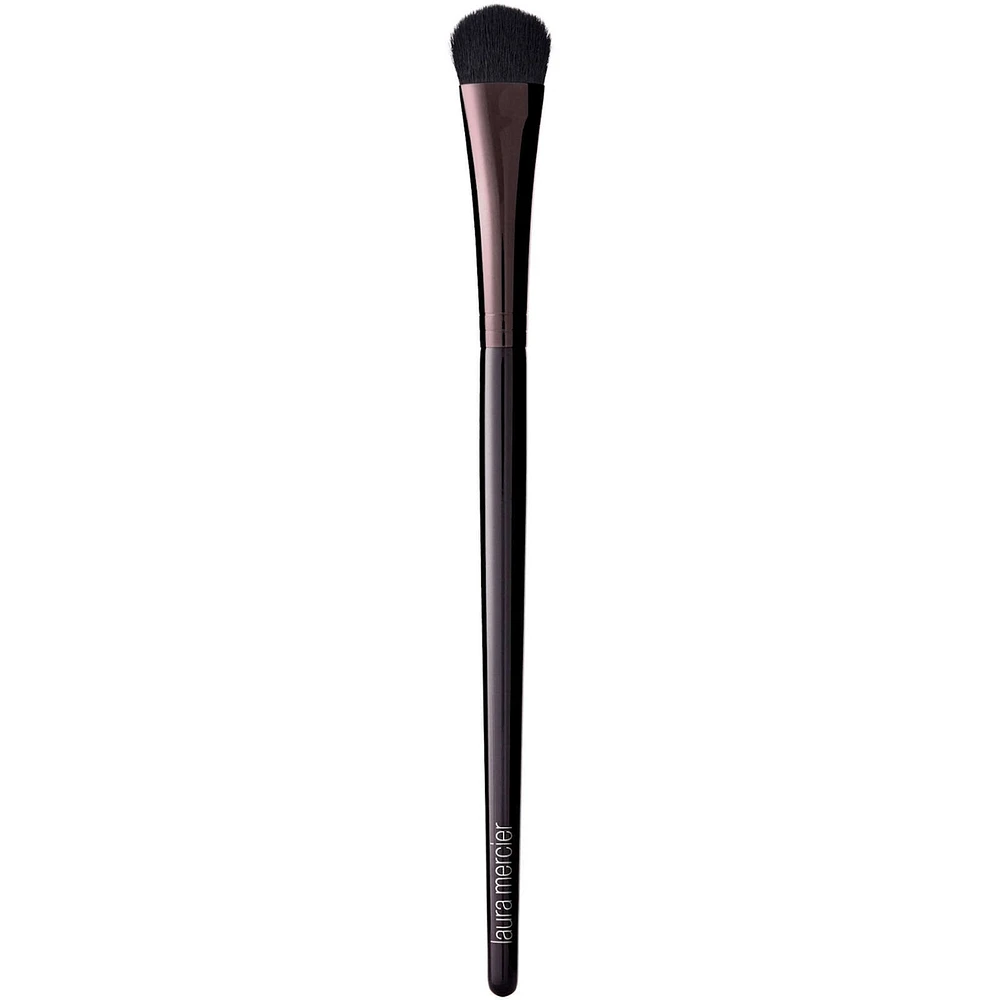 Pinceau ombre contour des yeux