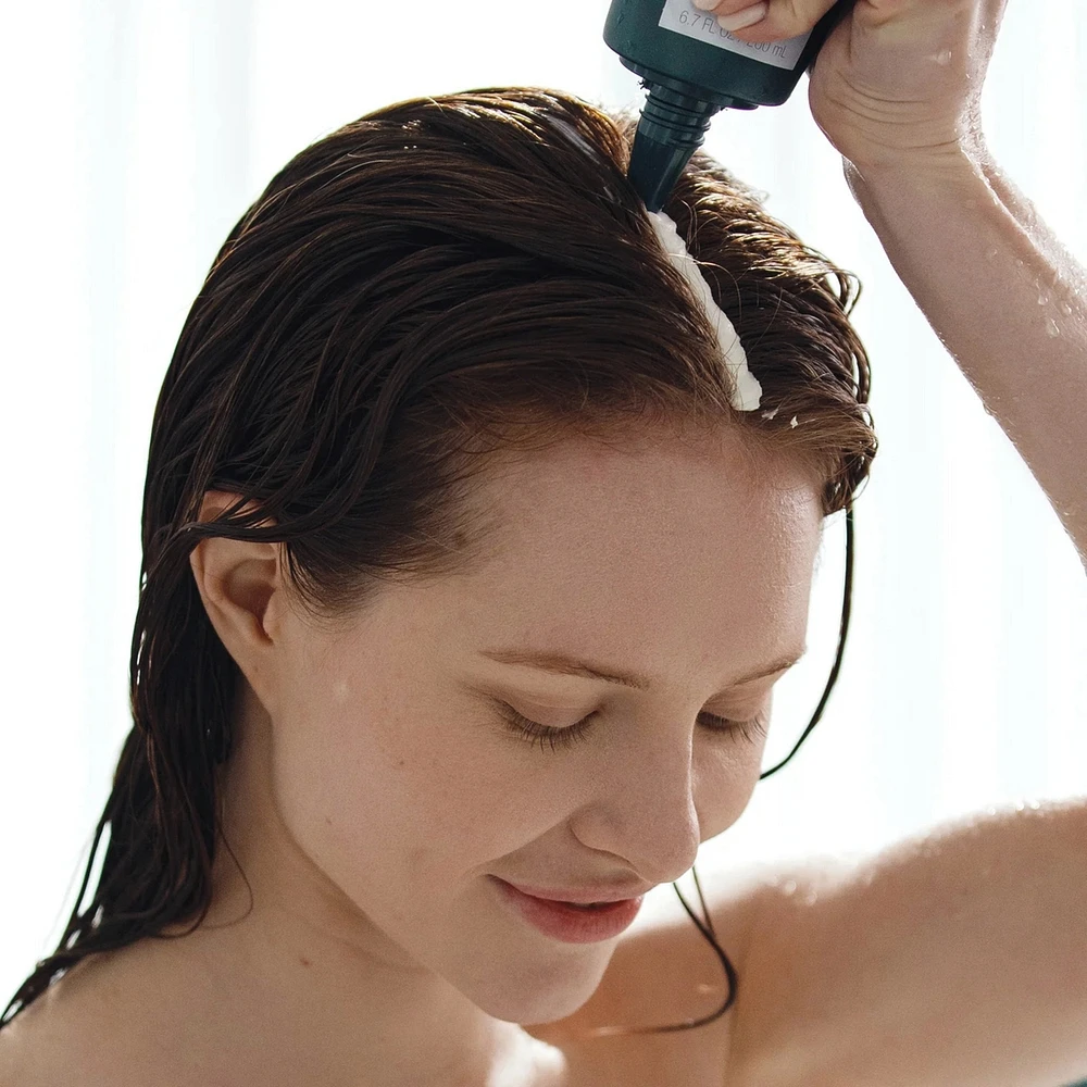 Instant Exfoliating Scalp Scrub