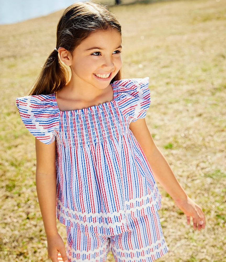 Adventurewear 360 Little Girls Striped Seersucker Flutter Sleeve Top & Matching Pull-On Shorts Set