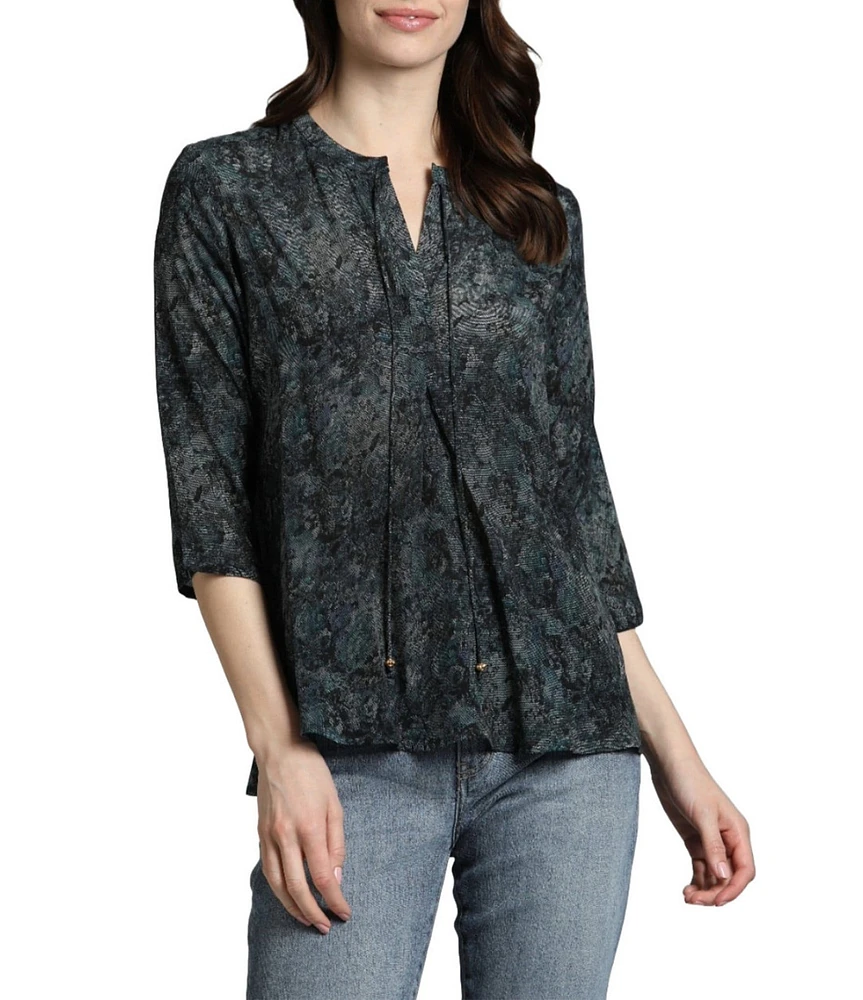 APNY Floral Print V-Neck 3/4 Sleeve Top