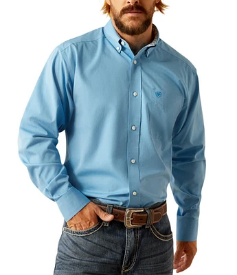 Ariat Classic Fit Solid Long Sleeve Woven Shirt